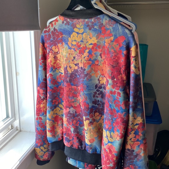 Fresh Fx bomber style jacket . Size large. - Picture 4 of 4